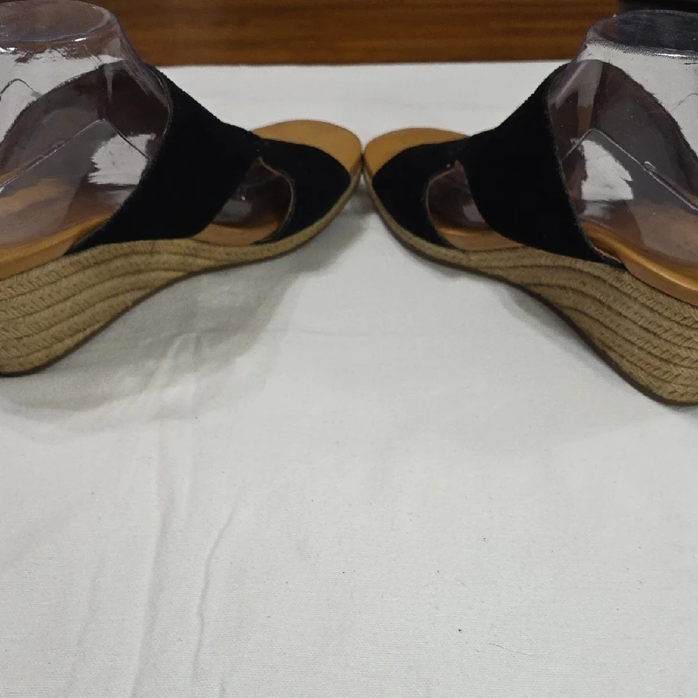 Black‎ Wedge Sandals